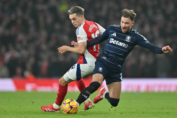 足球队的攻 足球队的攻